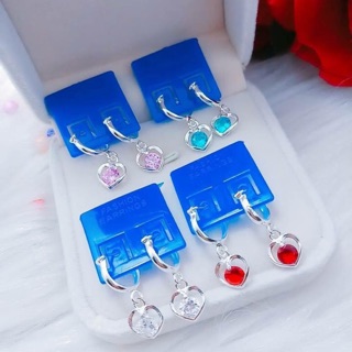 Khuyên tai bạc cho bé - được chọn mẫu
