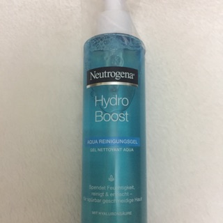 Sữa rửa mặt Neutrogena