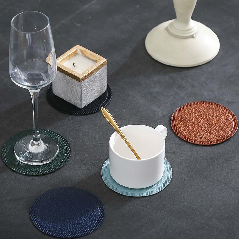 Set 4 / 8 Đế Lót Ly Bằng Nhựa Tiện Dụng