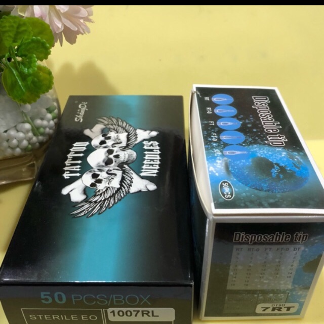 Kim+ ngòi 7rl anbolo chấm xanh(50kim+ 50 ngòi)