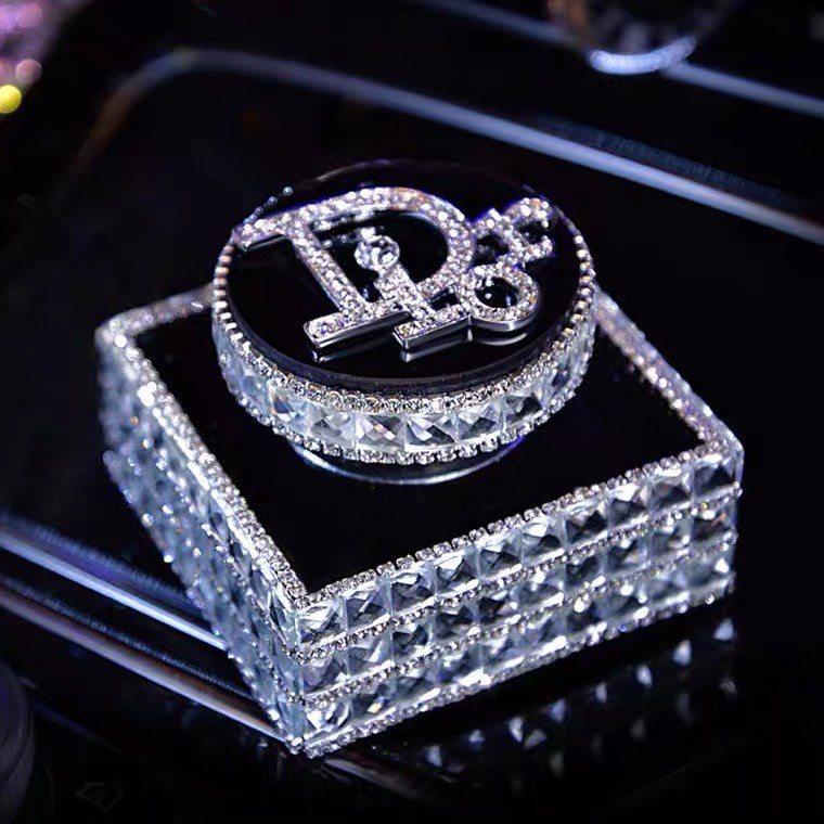 Nước Hoa Xe Hơi Đính Đá Cao Cấp - Nước Hoa Khử Mùi Trên Xe Hơi Sang Trọng