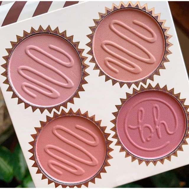 [BILL US] Bảng phấn má hồng 4 ô BH Cosmetics Truffle Blush - Vanilla Cream | BigBuy360 - bigbuy360.vn