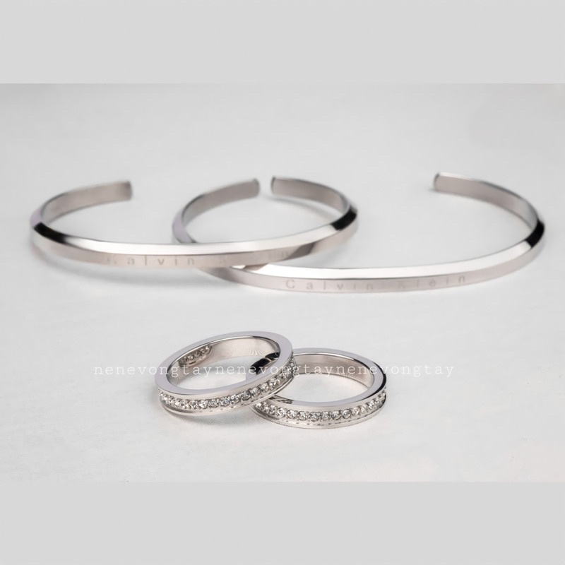 Vòng tay Cuff CK  khắc tên theo yêu cầu