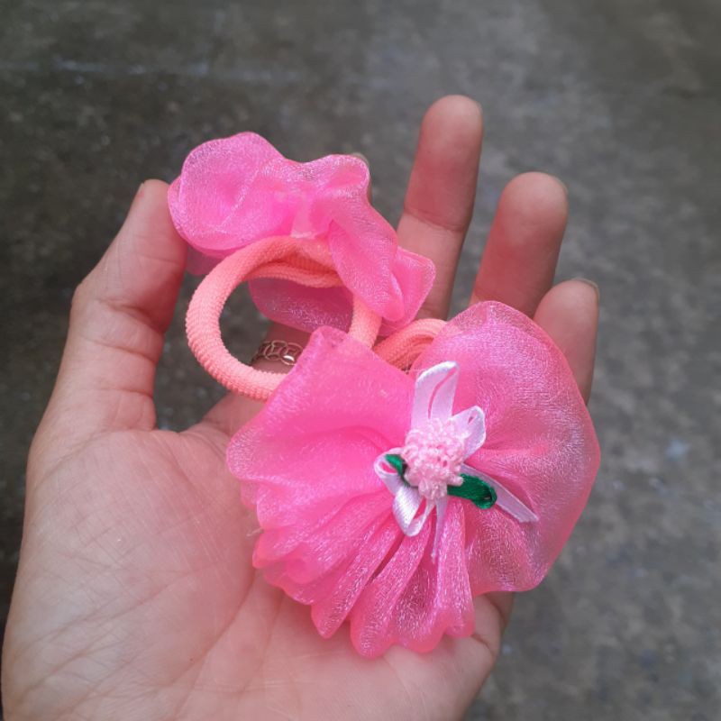 Một cặp thun cột tóc đính vải cho bé
