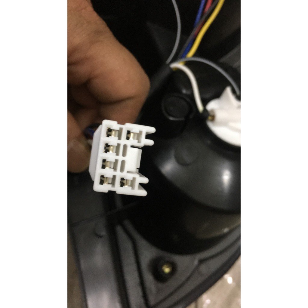 Đèn hậu sau 3 màu Chervolet Spark 2012+