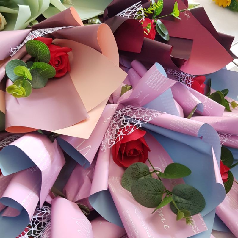 Bó hoa sáp thơm kèm lá táo sinh động QUÀ TĂNG Ý NGHĨA CHO NGƯỜI THƯƠNG