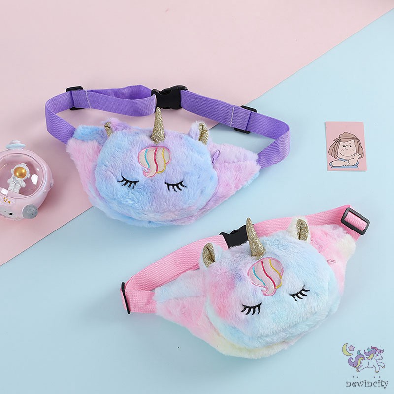 Túi đeo chéo trước ngực với thiết kế hình kì lân xinh xắn đáng yêu cho bé gái