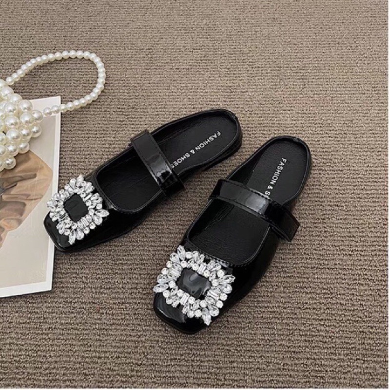 Dép sục nữ đá vuông