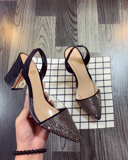 Mã Zara Baszic Sling Back mũi nhọn cut 1 eo xinh sang quá 
✔️ Sz: 35-38