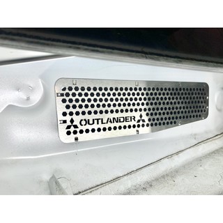 Lưới chống chuột Mitsubishi Outlander 2020
