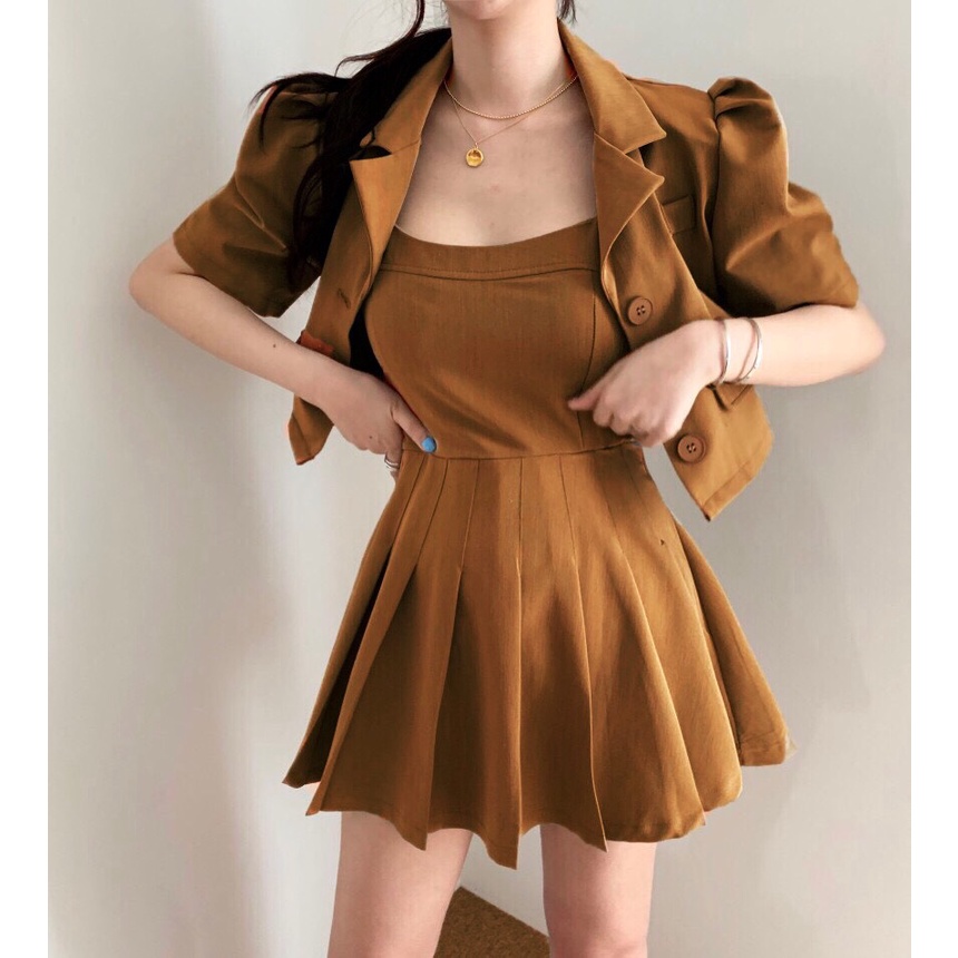 Set Đầm 2 Dây Và Áo Khoác Vest Mã t13