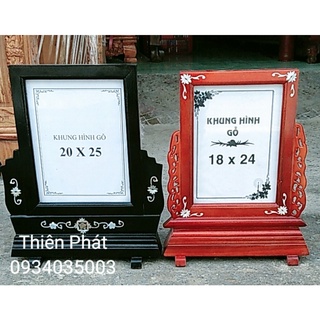 Khung ảnh thờ hoa mai gỗ kích thước 20x25 và 20x30