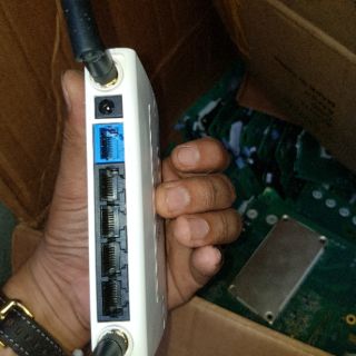 Phát wifi BUFFALO WCR-HP-G300