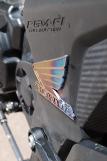 Cánh chim honda titanium