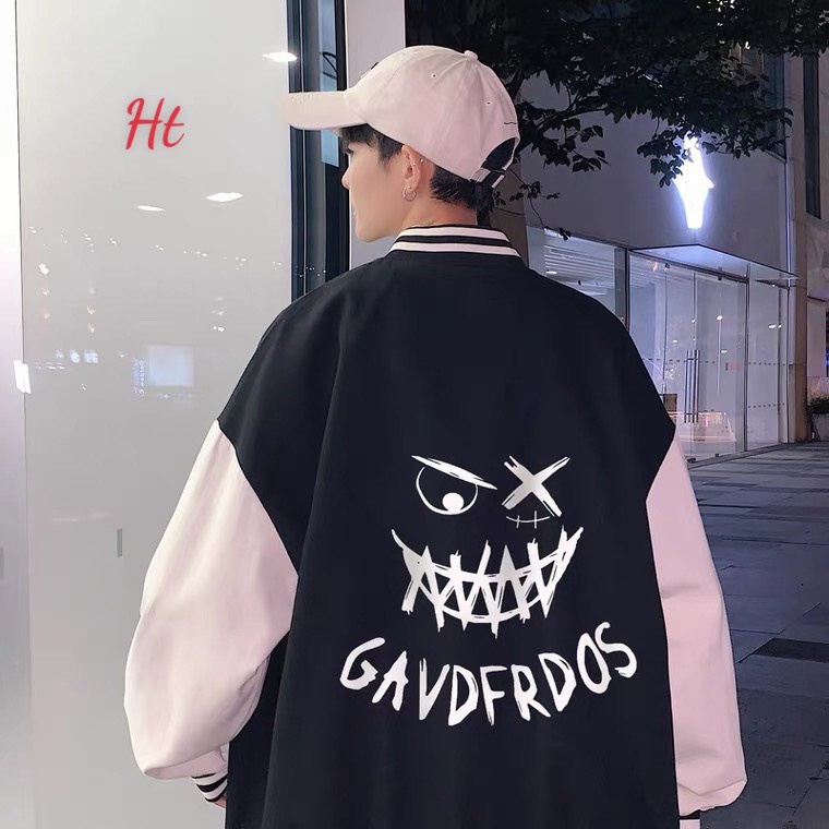 Áo Bomber Gió phối Quỷ GAV Chất liệu: gió lì mịn, cúc bấm sịn sò màu: thân đen, thân trắng Form mặc thoa
