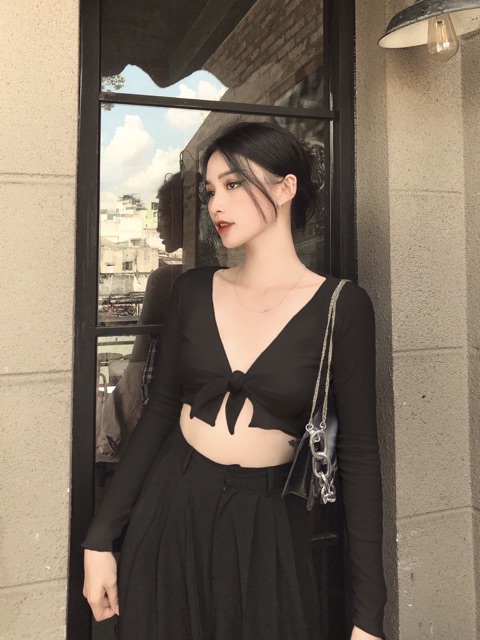Áo Croptop Ôm Body Tay Dài Sexy Thắt Nơ Ngực Sang Chảnh Đi Chơi, Đi Bar Sang Chảnh -JESSIE TOP | BigBuy360 - bigbuy360.vn