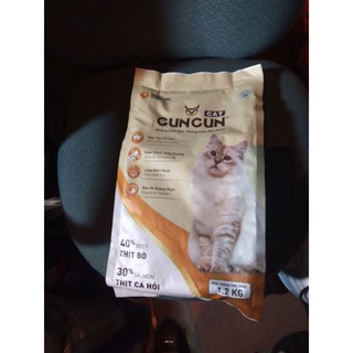 Thức ăn cun cun cho mèo