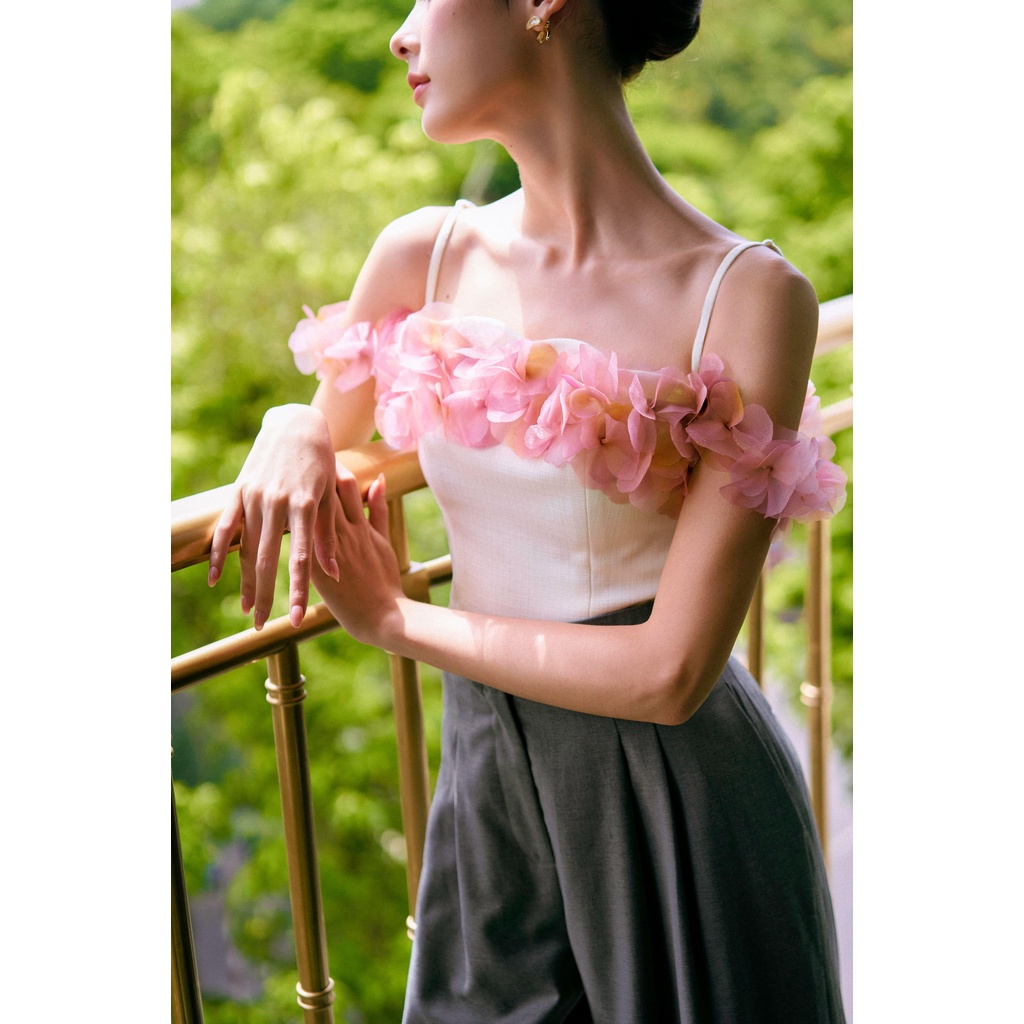 Áo hai dây đính kết hoa - Ivy Top - Achelois