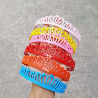 Bờm cài tóc nhựa vương miện 2 (được chọn màu)