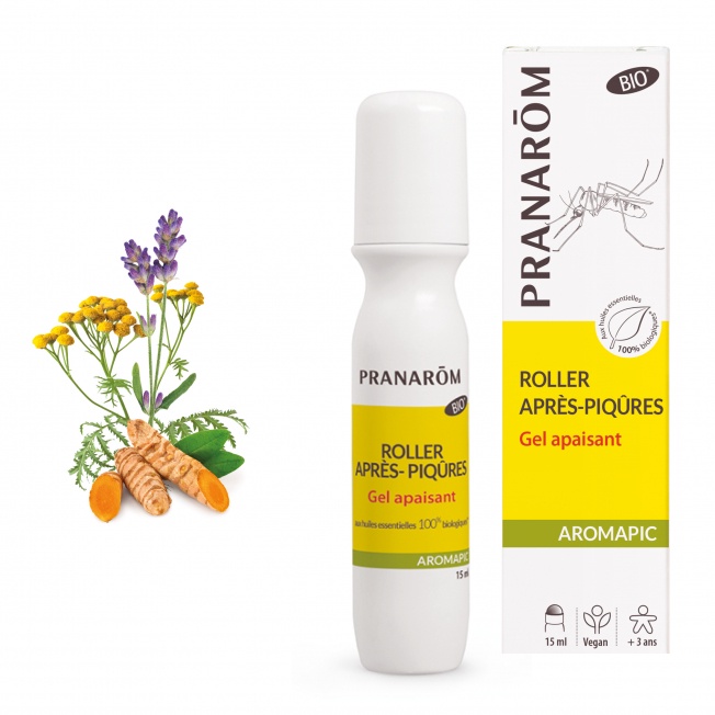 Cây lăn tinh dầu hữu cơ Pranarom làm dịu vết muỗi cắn cho bé từ 3 tuổi 15ml date 11/2024