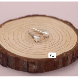 Bông tai nụ vuông bạc ta
