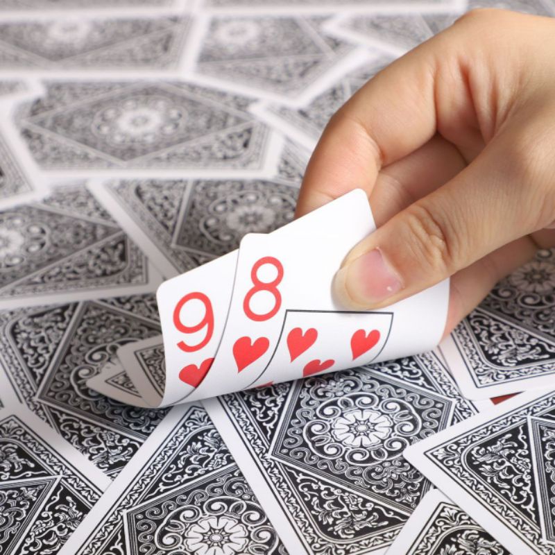 Bộ bài nhựa poker GYT cao cấp (có hộp đựng)