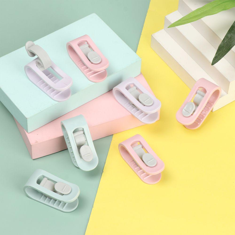 Bộ 4 Kẹp Cố Định Ga Trải Giường Chống Trượt