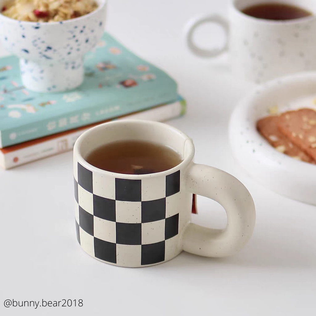 Ly sứ sọc caro trắng đen cao cấp siêu dày dặn