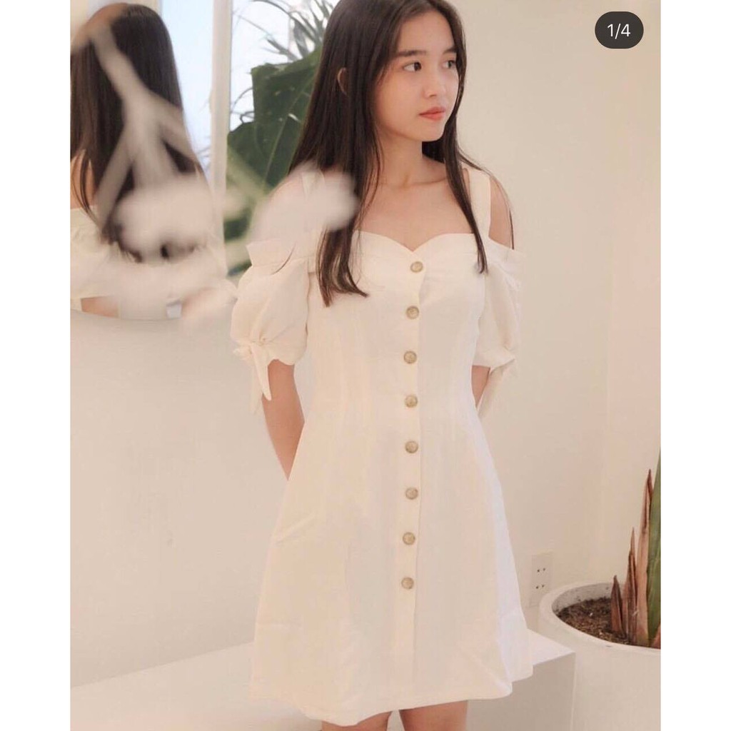 váy hở vai nơ tay