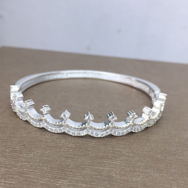 Vòng tay vương miện siêu đẹp nét khoá mở bạc chuẩn NGỌC MẬU