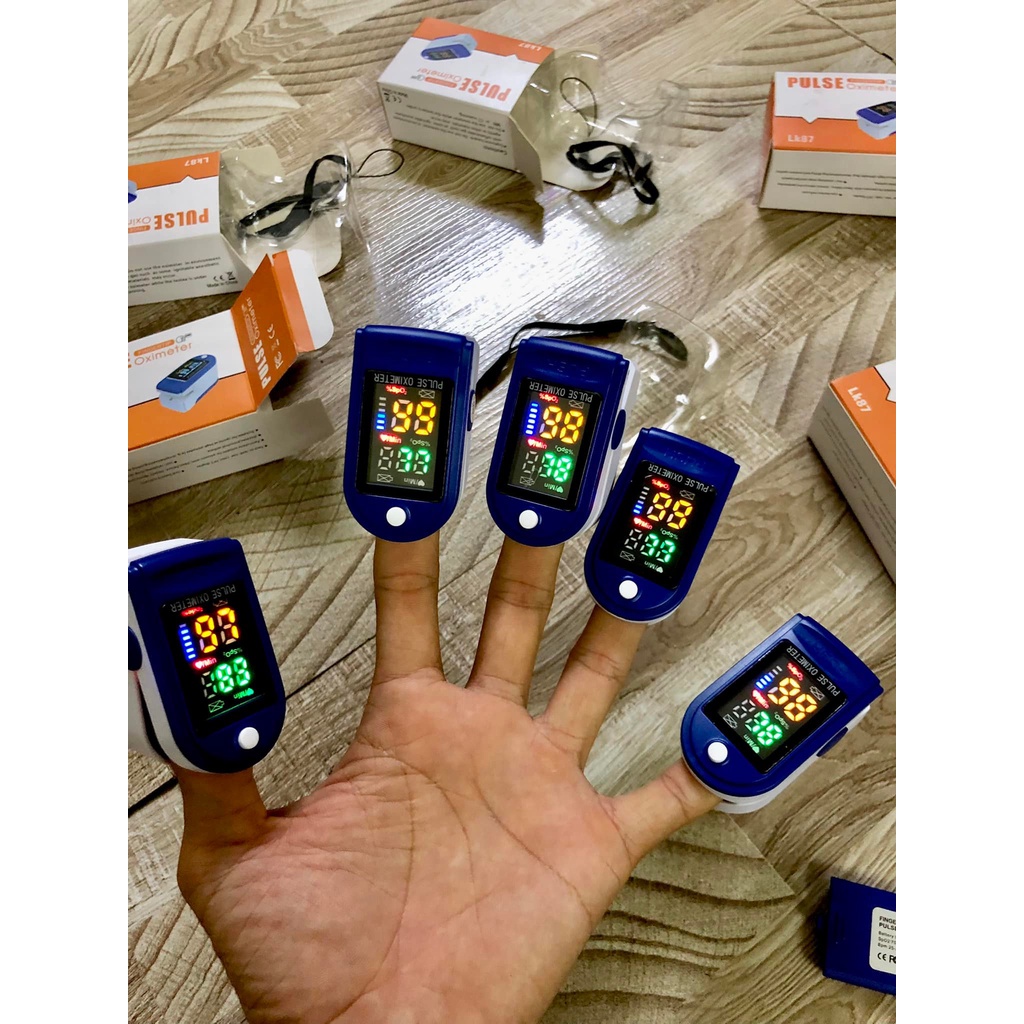 Máy đo nồng độ oxy trong máu kẹp ngón tay màn hình to