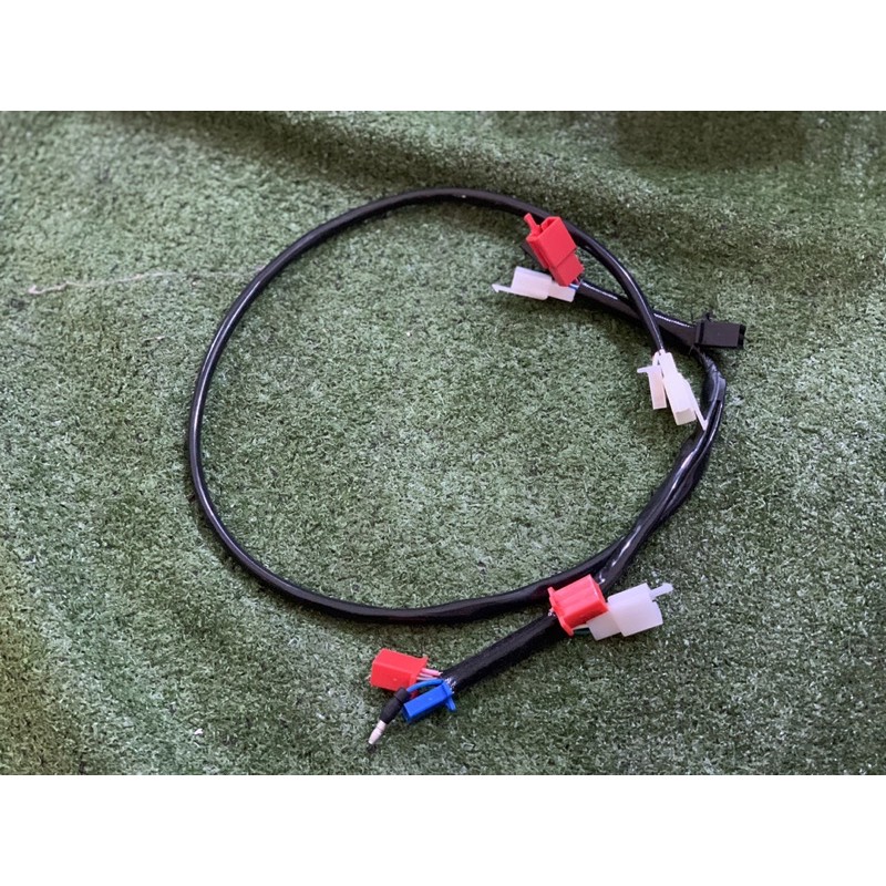 Cùm công tắt exciter 2019 + nhựa chế đầu và zắt chuyển đo