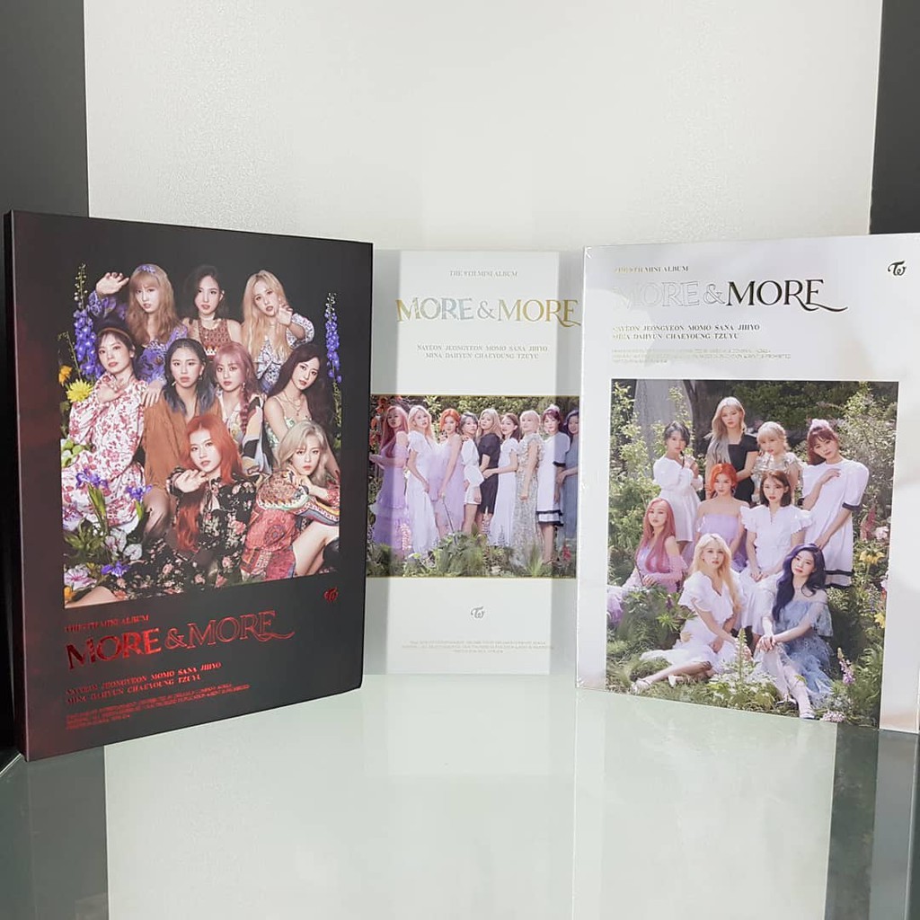Album TWICE - More and More