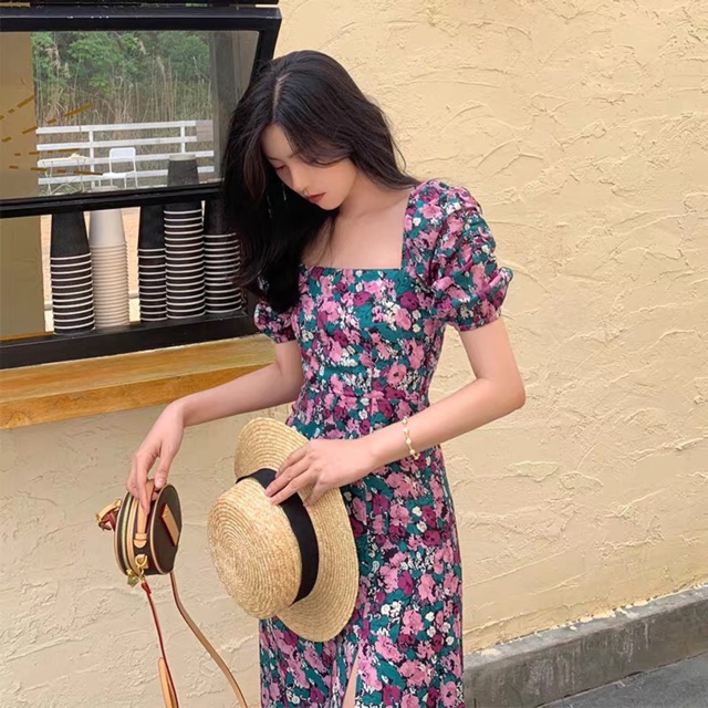 Váy đầm màu tím cổ vuông tay phồng dáng dài xẻ tà bo chun lưng hoạ tiết hoa lá thổ cẩm boho diện hè