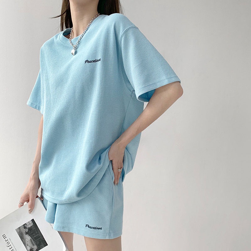 Set Áo Thun Ngắn Tay Form Rộng Và Quần Short Thời Trang Thể Thao Năng Động Cho Nữ