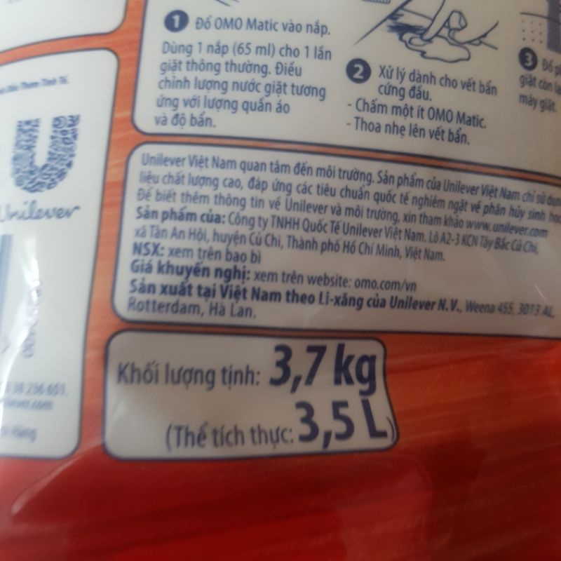 Nước giặt Omo matic Tinh dầu thơm Comfort 3.7kg