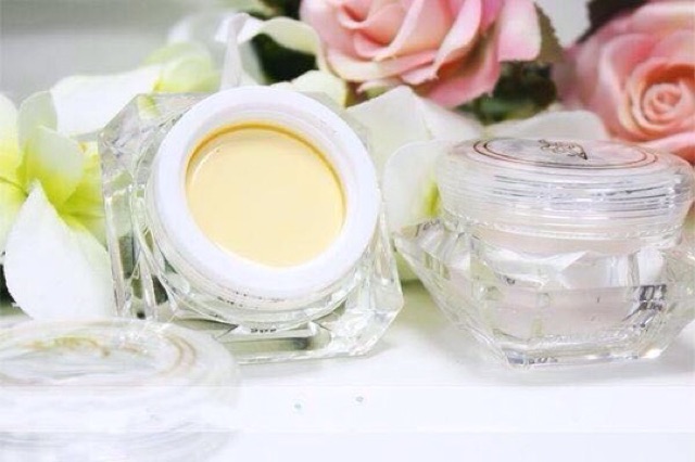 Kem thuỷ tinh bạch trắng da ngày và đêm | BigBuy360 - bigbuy360.vn