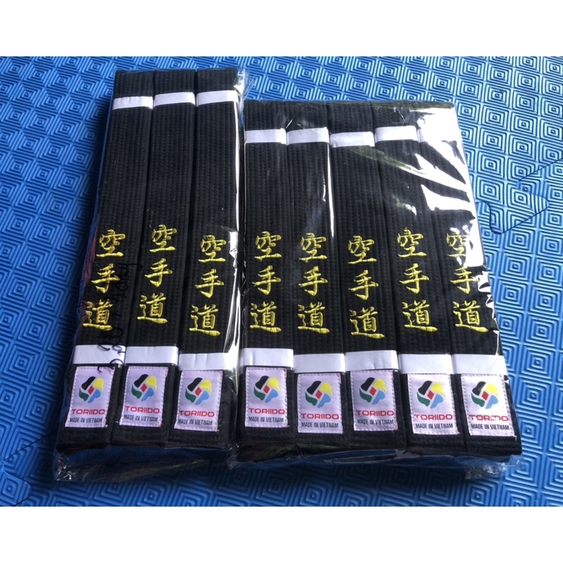 Đai đen Karate thêu chỉ Vàng thường