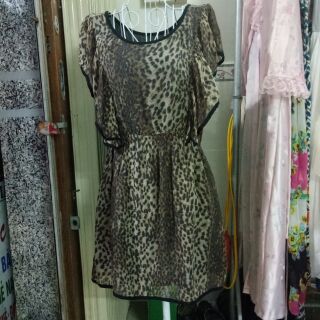 Đầm voan xoè