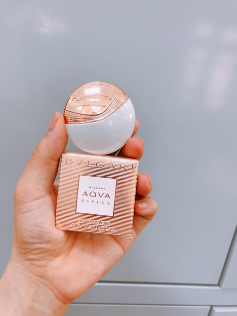 Nước hoa BVLGARI AQVA DIVINA 5ML các nốt hương biểu tượng cho sự lãng mạn, gợi cảm và thanh tao của phái đẹp