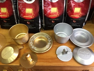 Phin nhôm mạ vàng hoa văn