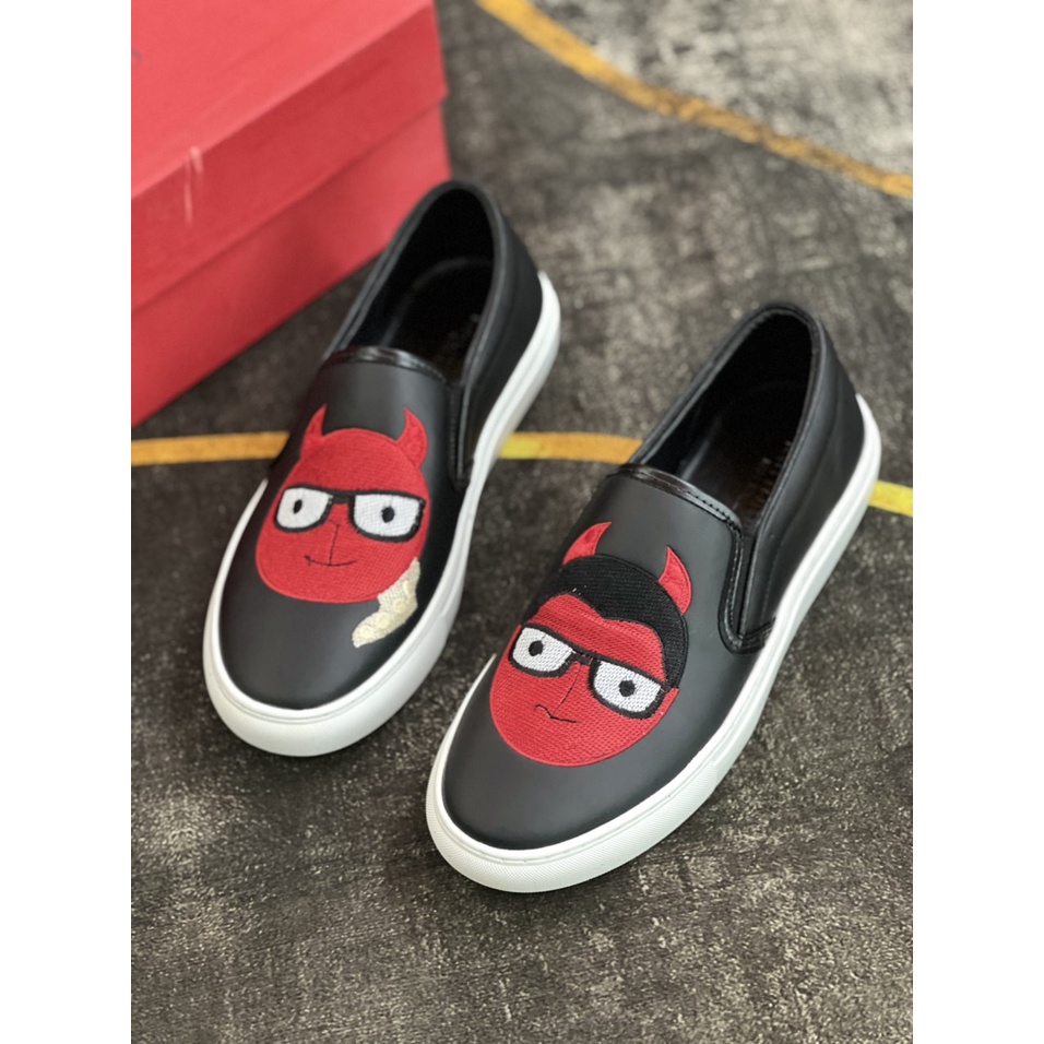 Giày Slipon Mặt Thêu Da Mặt Quỷ Thời Trang Nam Hot Trend 2022