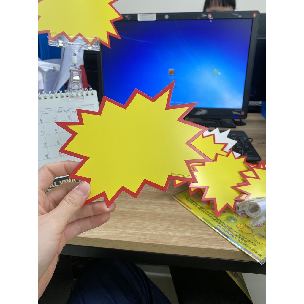 Gói giấy ghi tên, mức giảm giá sản phẩm 10 tờ màu sắc bắt mắt dùng với kẹp mica 2 đầu