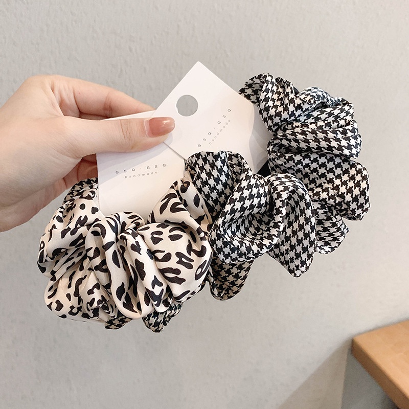 Cột tóc scrunchies chấm bi hoạt tiết beo rằn ri vải satin S67