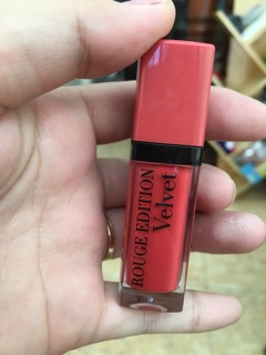 Son kem lì Bourjois số 04 cam đào
