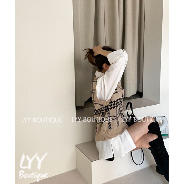 Áo gile nữ cổ V họa tiết kẻ siêu xinh dáng dài rộng chất đẹp Quảng Châu LYY BOUTIQUE | BigBuy360 - bigbuy360.vn