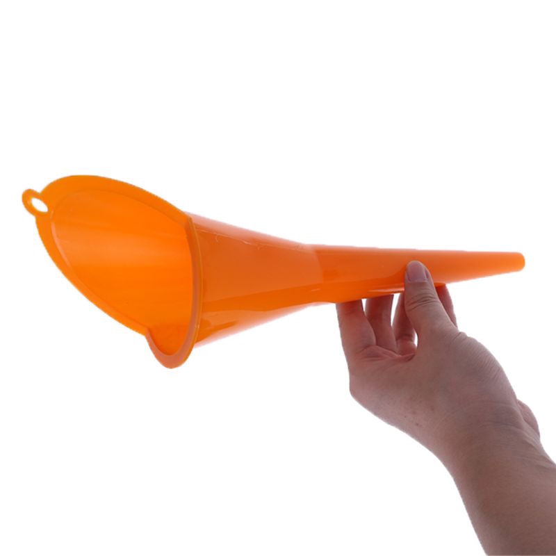 Phễu rót nhiên liệu tiện lợi cho xe ô tô