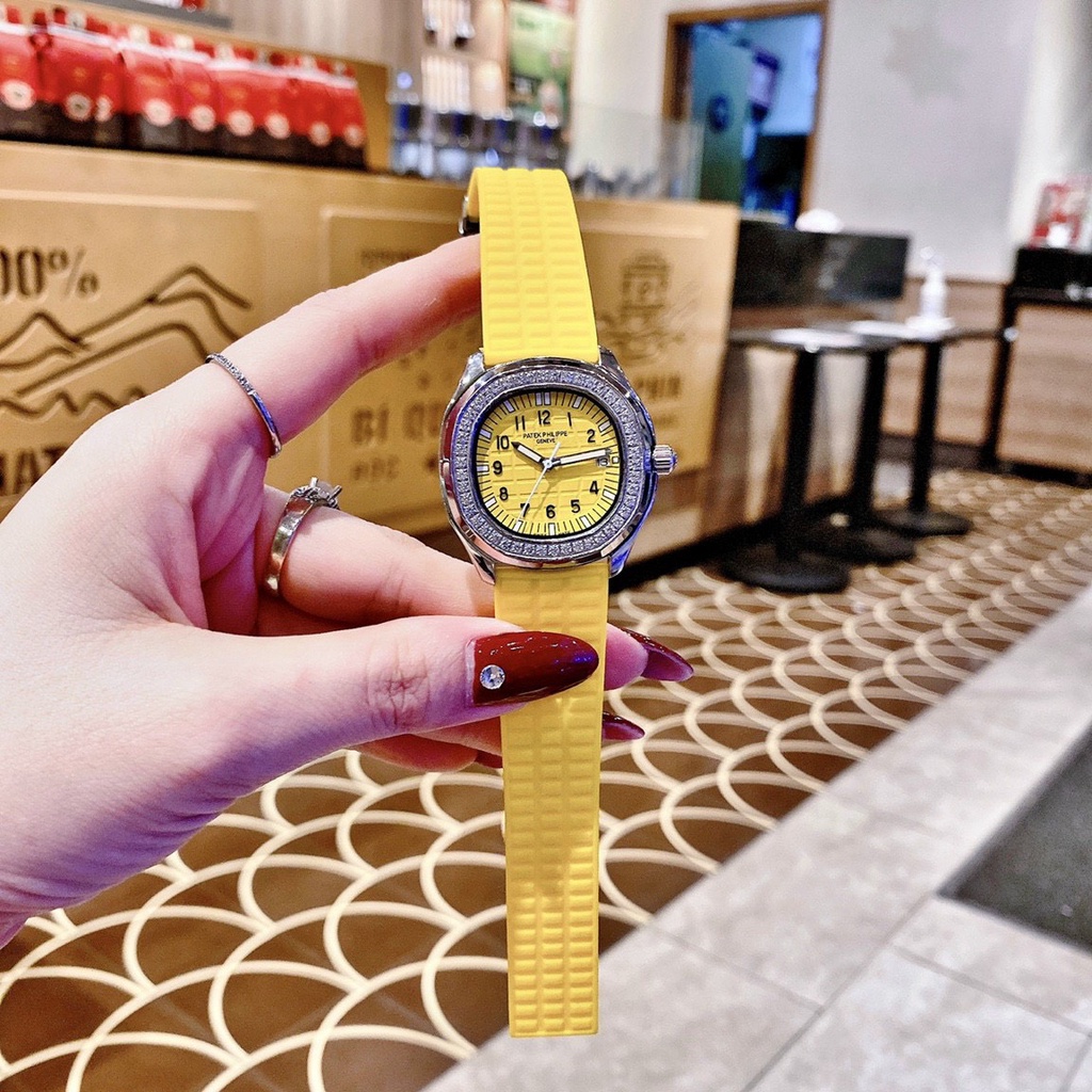 Đồng hồ nữ Patek Phillip 34mm máy Swissquartz, viền đá loại 1, dây silicone cao cấp, kim phủ dạ quang