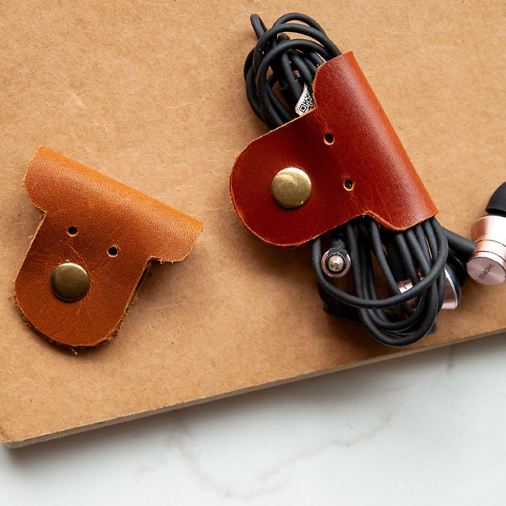 [SALES SỐC] Kẹp Tai Nghe Hình Cún Dễ Thương - Da Thật, Nút Bấm Xi Đồng Xịn - Mua 4 tặng 1 | BigBuy360 - bigbuy360.vn