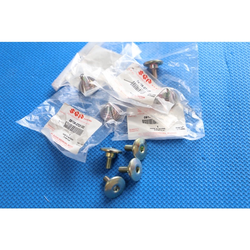 Ốc nắp đầu bò Fx125, Raider150